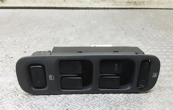 Suzuki Liana Electric window control switch