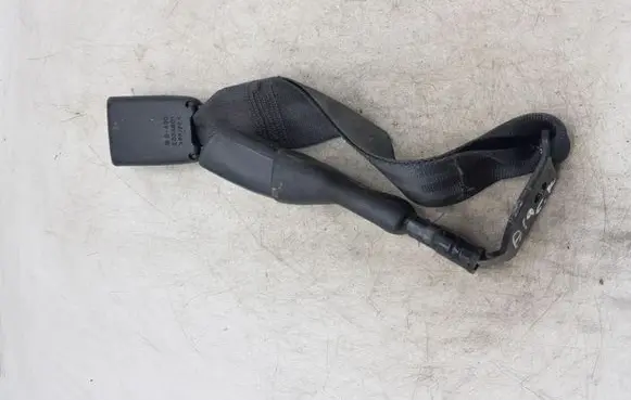 Toyota Auris 150 Rear seatbelt buckle E034601 B490
