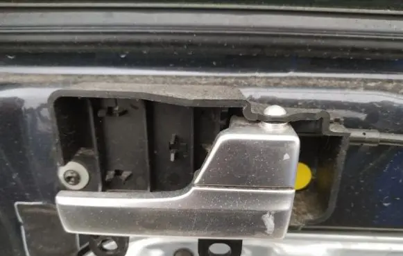 Ford Focus Rear door interior handle
