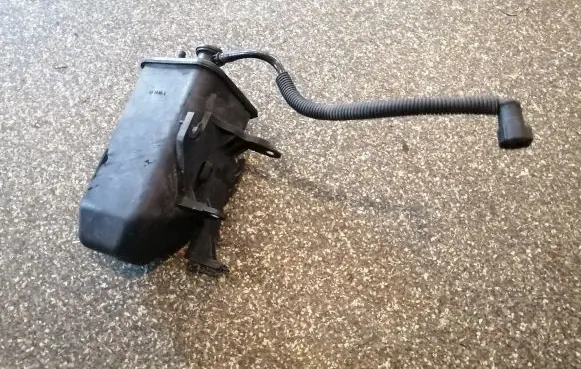 Volkswagen Scirocco Active carbon filter fuel vapour canister 1K0201801D