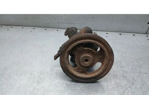 Opel Combo C Power steering pump 