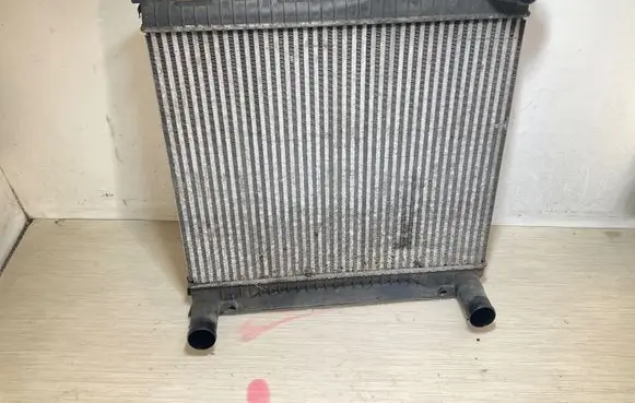 Land Rover Discovery 4 - LR4 Intercooler radiator AH329L440A 25951 DF13000B46000040
