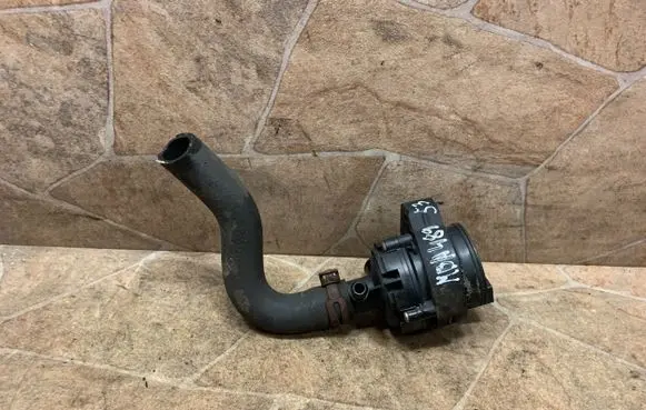 Mercedes-Benz CLS C218 X218 Electric auxiliary coolant/water pump A2118350028