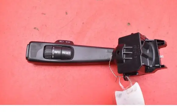 Volvo V50 Headlight wiper switch 17D770