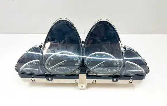 Mercedes-Benz SL R230 Speedometer (instrument cluster) A2305407547 A2305400023