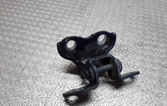 Toyota Avensis T250 Rear door upper hinge