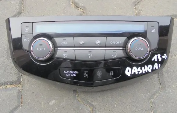 Nissan Qashqai Climate control unit ED05234710
