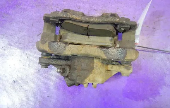 Peugeot 207 Front brake caliper