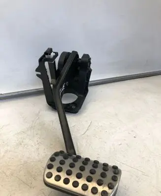 Mercedes-Benz GLE W167 Brake pedal A1672901700