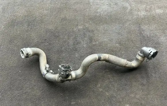 Mercedes-Benz GLE W167 Engine coolant pipe/hose A1675008401