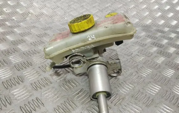 Audi A4 S4 B7 8E 8H Master brake cylinder 8E0611301G 32067009