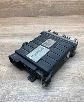 Volkswagen PASSAT B3 Engine control unit/module ECU 443907311E 0261200277