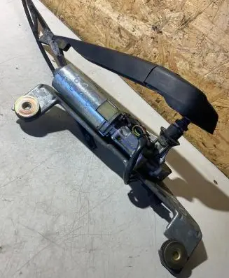 Volvo S40, V40 Rear window wiper motor 0390201529