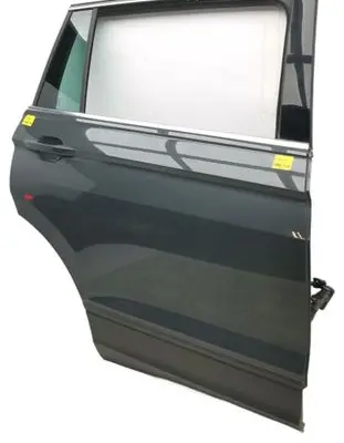 Seat Tarraco Rear door 5FJ833056E LC7Q