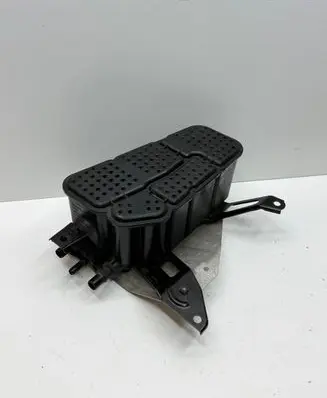 Audi Q7 4M Active carbon filter fuel vapour canister 4M4201801 4N0196