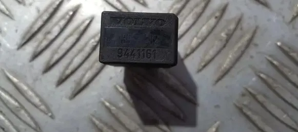 Volvo V70 Other relay 9441161 4rd00781400