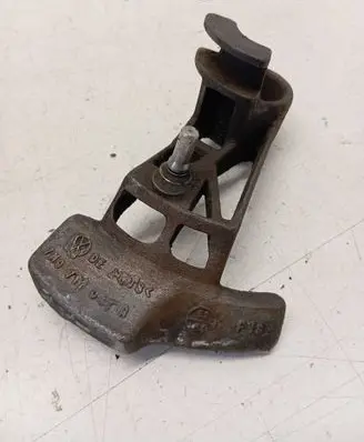 Volkswagen Transporter - Caravelle T5 Gear selector/shifter in gearbox 7H0711051H