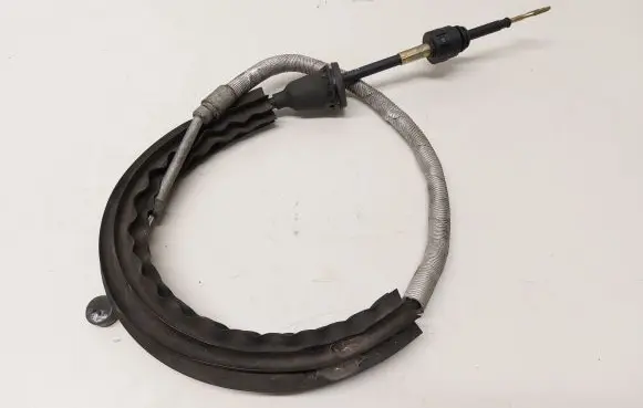 Porsche Cayenne (9PA) Gear shift cable linkage 7L6713265A