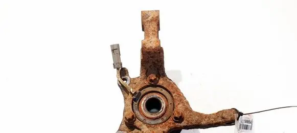 Opel Zafira A Front wheel hub 