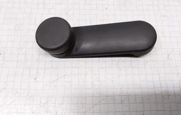 Opel Corsa C Front door window winding handle 90224834 90459502