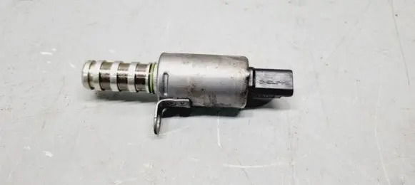 Citroen DS7 Crossback Camshaft vanos timing valve 9825813780 1922V5 1922R7