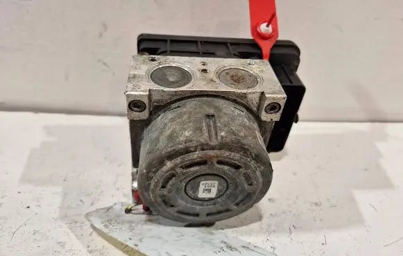 Peugeot 208 ABS Pump 10.0915-1174.3