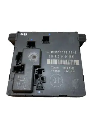 Mercedes-Benz CLS C219 Door control unit/module 2198203426