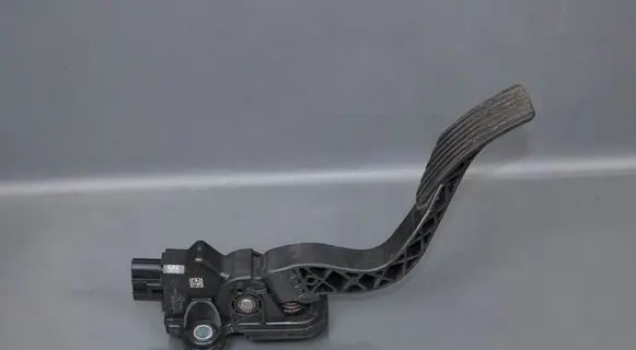 Chrysler Sebring (JS) Accelerator throttle pedal 04891586AB