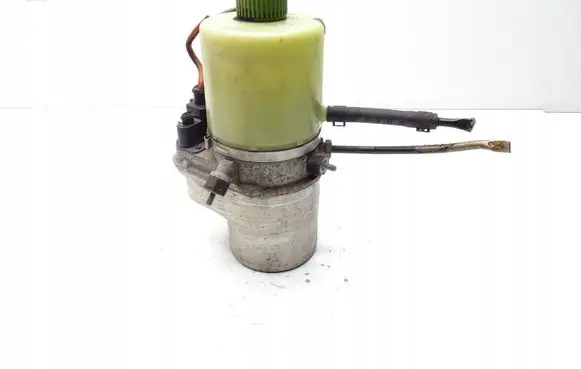 Volkswagen Polo V 6R Power steering pump 6R0423156C