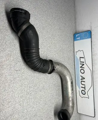 BMW 7 E65 E66 Intercooler hose/pipe 7789052