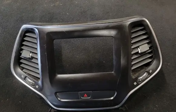 Jeep Cherokee Radio/GPS head unit trim 6AS061Z6AB 68156949AC 75542A01