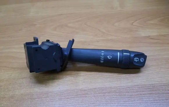 Volvo V70 Wiper control stalk