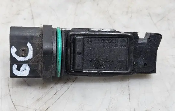 Audi A6 S6 C6 4F Mass air flow meter F00C2G2055