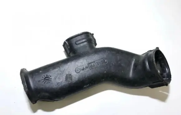 Nissan Primera Air intake hose/pipe 9f500