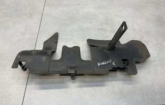 Volkswagen Scirocco Intercooler air guide/duct channel 1K8121283A
