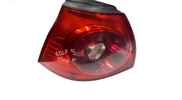 Volkswagen Golf V Rear/tail lights 4VFX13405AA