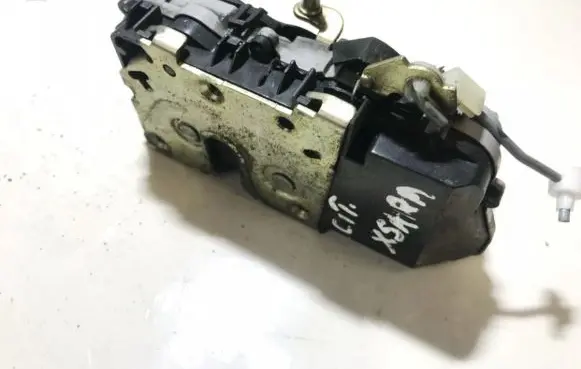 Front door lock