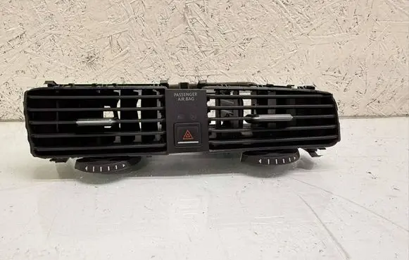 Volkswagen Golf VII Dash center air vent grill 5G1815736C 5G1819728