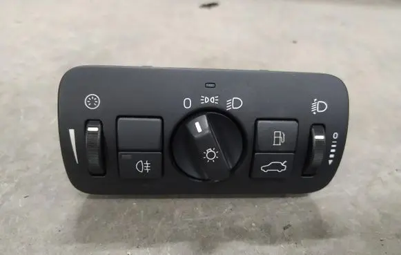 Volvo S60 Light switch 30739413
