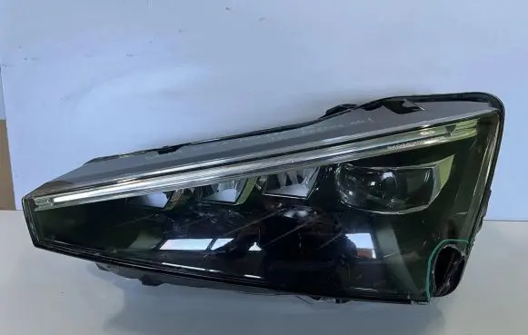 Skoda Scala Headlight/headlamp 657941015A