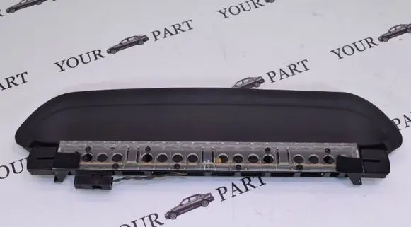 BMW 3 E90 E91 Third/center stoplight 022403