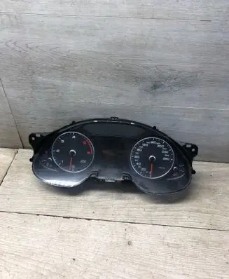 Audi A4 S4 B8 8K Speedometer (instrument cluster) 8K0920931J