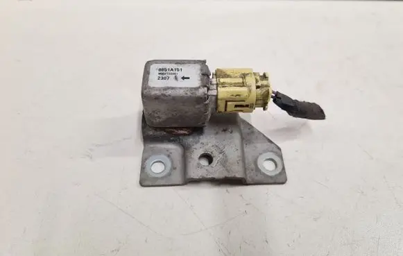 Citroen C-Zero Airbag deployment crash/impact sensor 8651A151