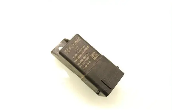 Peugeot 508 II Glow plug pre-heat relay 9803299780