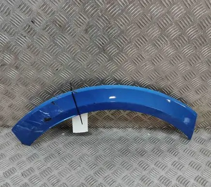 Fender trim (molding)
