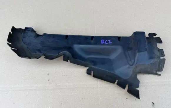 Peugeot RCZ Intercooler air guide/duct channel 9680361880