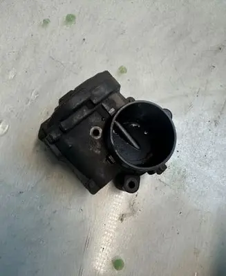 Peugeot 207 Throttle valve 7576697 2C53279370