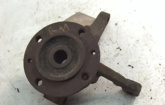 Alfa Romeo 6 119 Front wheel hub spindle knuckle 