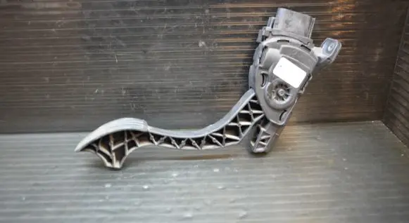 Ford Mondeo MK IV Accelerator throttle pedal 6G929F836RD