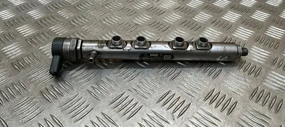 Jaguar XJ X351 Fuel main line pipe 9X2Q9D280EA 0445216028